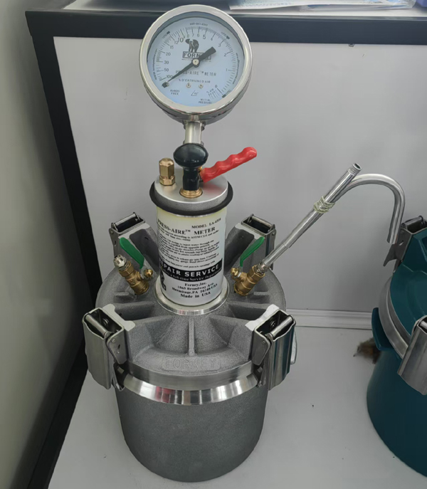 Turkish customers order Concrete Air Content Testing Meter