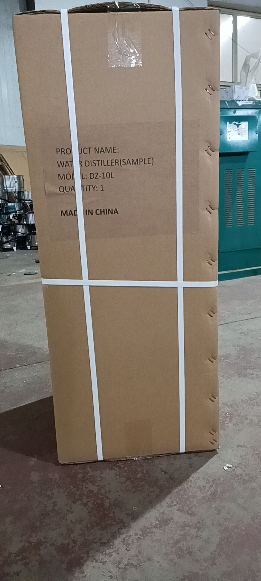 10 litri con distillatore d'acqua