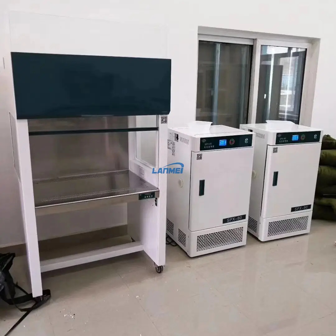 Horizontal Laminar Flow Clean Bench