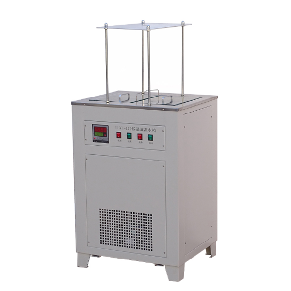 Laboratory asphalt low-temperature overflow water tank