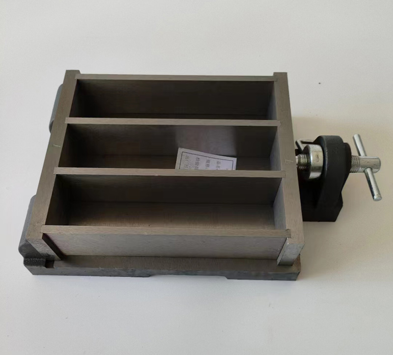 Steel Three Gang Cube Mould 40x40x160