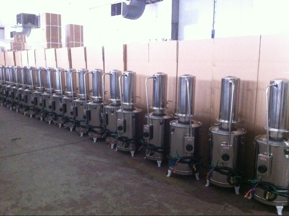 Distiller dell'acqua di attrezzatura medica