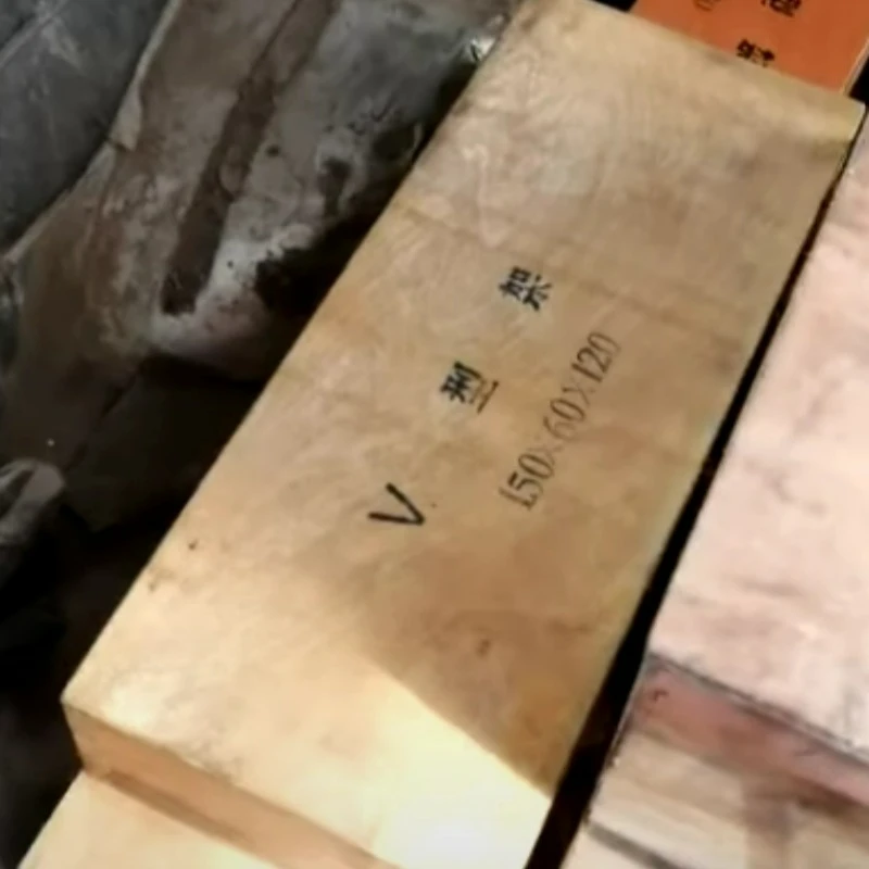 চৌম্বকীয় ভি-আকৃতির ফ্রেম এবং চৌম্বকীয় স্কোয়ার বাক্সগুলির ভিডিও শিপিং