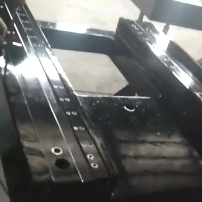 تمت معالجة مكونات الجرانيت وهي حاليًا قيد التفتيش