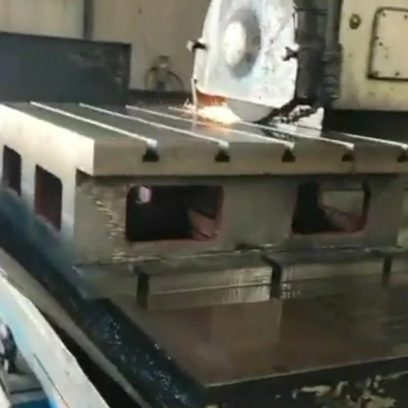 টি স্লট cast ালাই আয়রন স্কোয়ার বাক্সগুলির প্রক্রিয়াজাতকরণের ভিডিও