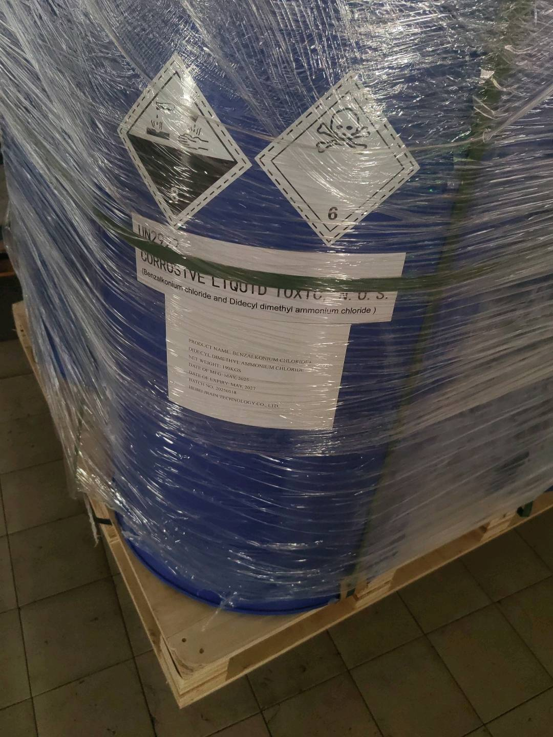 Cloreto de benzalcónio + cloreto de dimetilamônio de didecilo