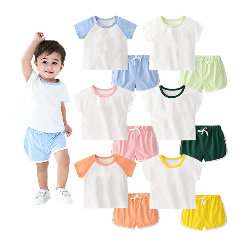more about Ensemble de vêtements pour enfants