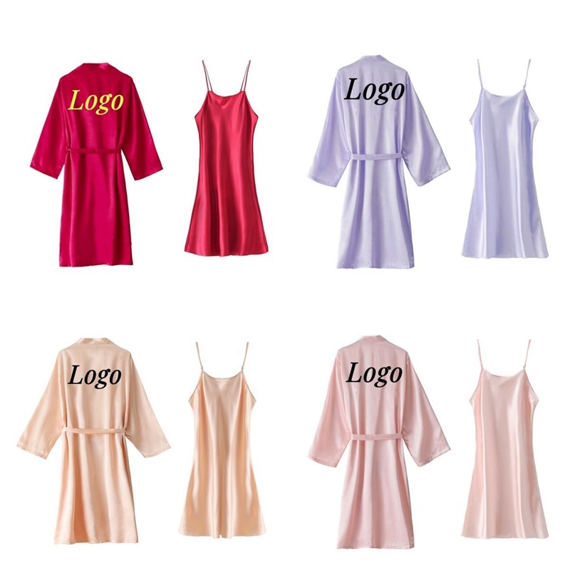 more about Pajamas en satin