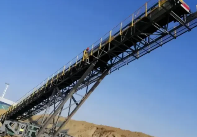 Introduction to Conveyor Systems: Data-Driven Impact on Modern Operations