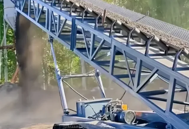 Elevating Operational Efficiency with Advanced Conveyor Transfer Systems