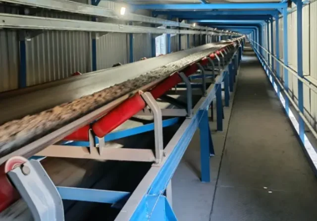 Efficient Bulk Material Transport with Overland Conveyor Systems