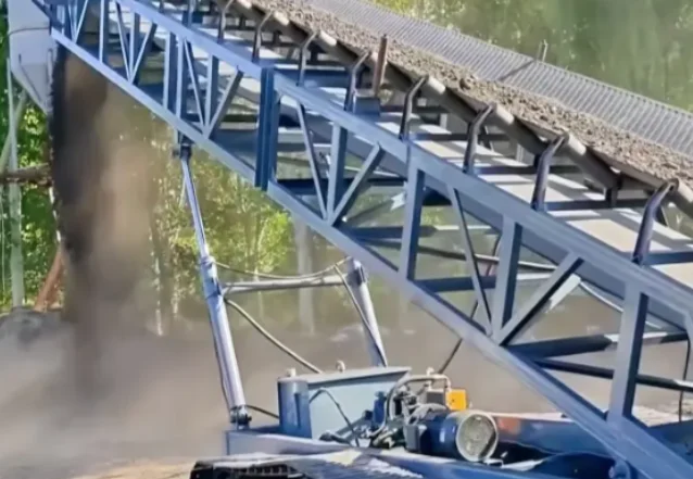 The Indispensable Role of the Modern Mine Conveyor