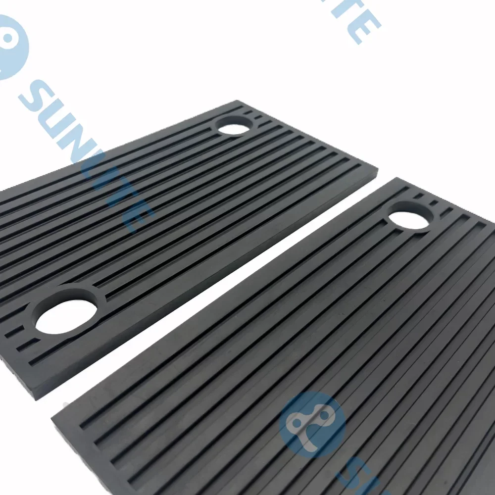 به حداکثر رساندن دوام با پد لاستیکی الاستیک EPDM در زیرساخت های فضای باز