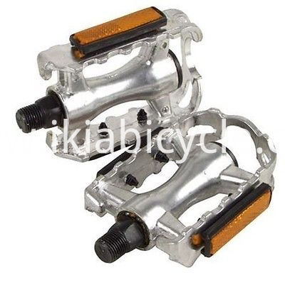 Reflectors for Bicycle Pedals