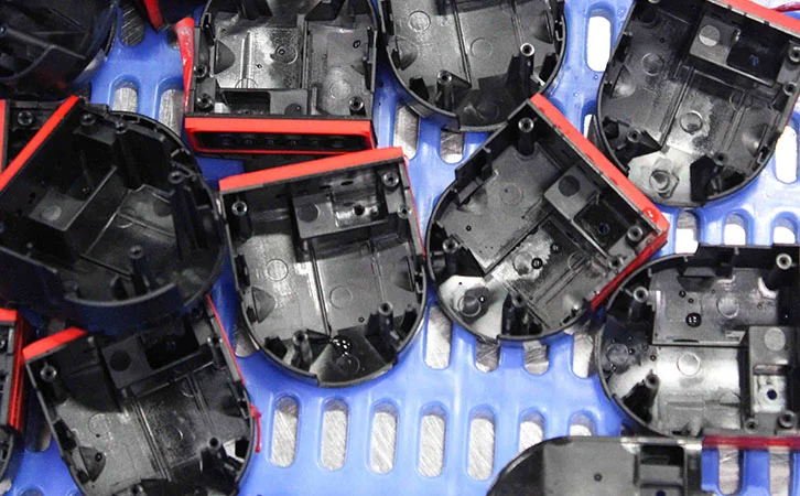 The primary functions and application scenarios of liquid silicone with plastic borders