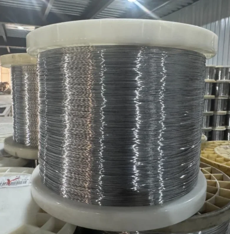 The Differences Between 304 and 316 Stainless Steel Wire Mesh Materials