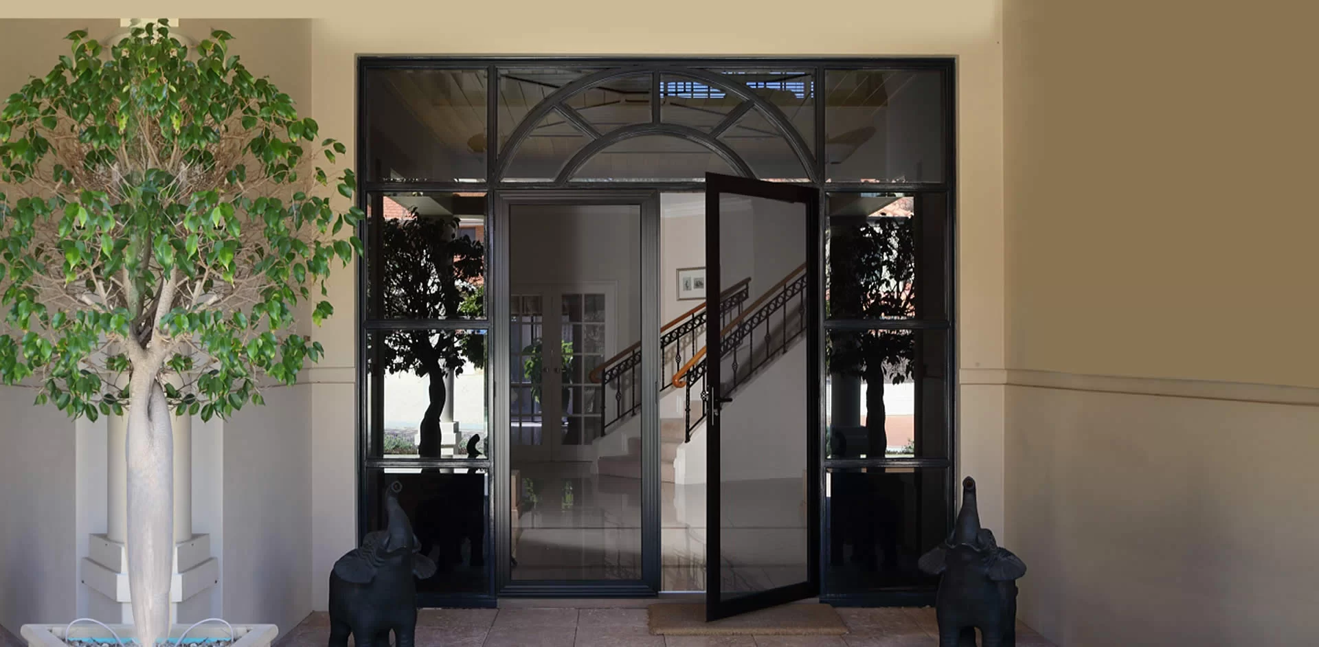 வீட்டு பாதுகாப்பு மற்றும் முன்னேற்றத்தில்