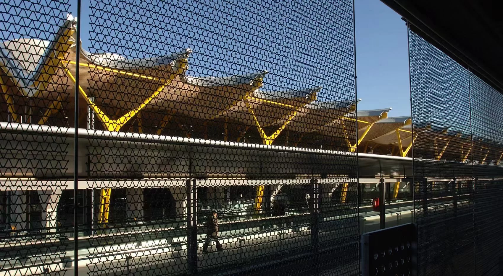 different types of wire mesh