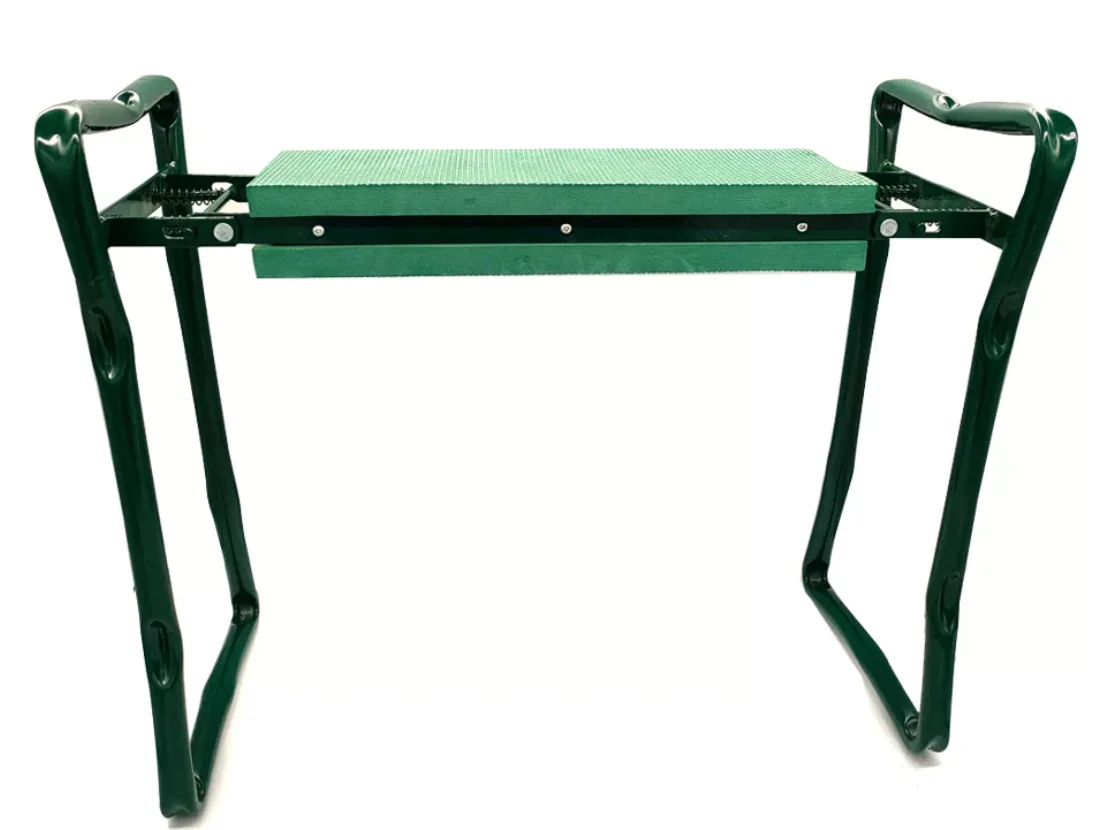 The garden kneeler and seat is high-quality