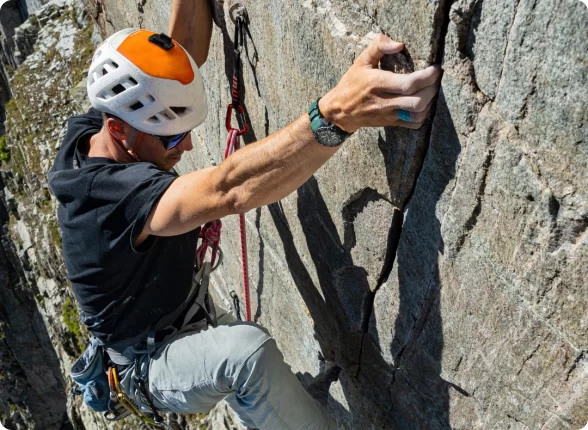 outdoor apparel wholesale