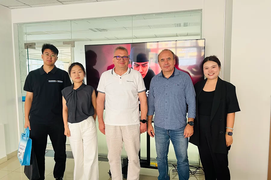 Laser marking machine