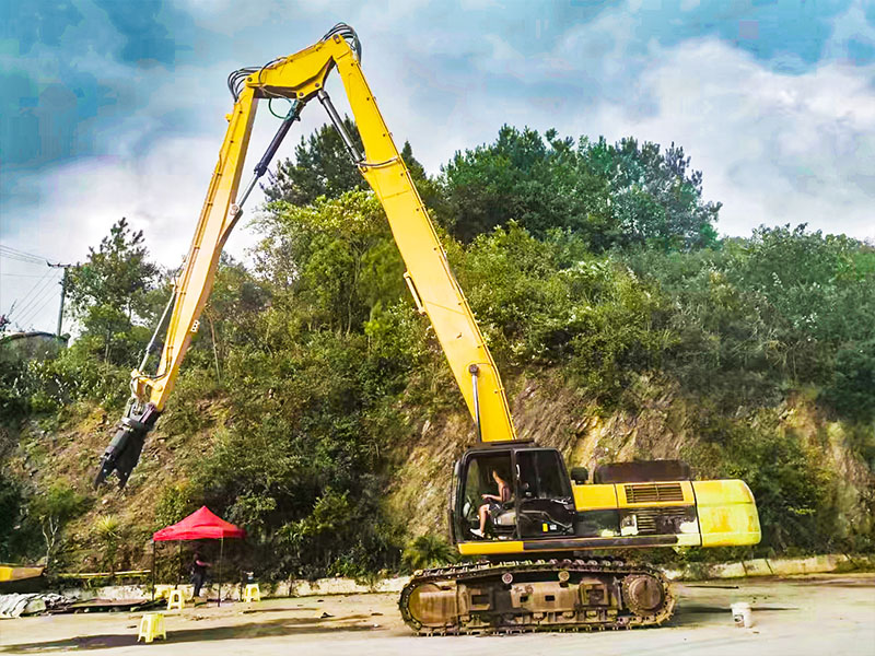 Demoliční výložníky a ramena (8)