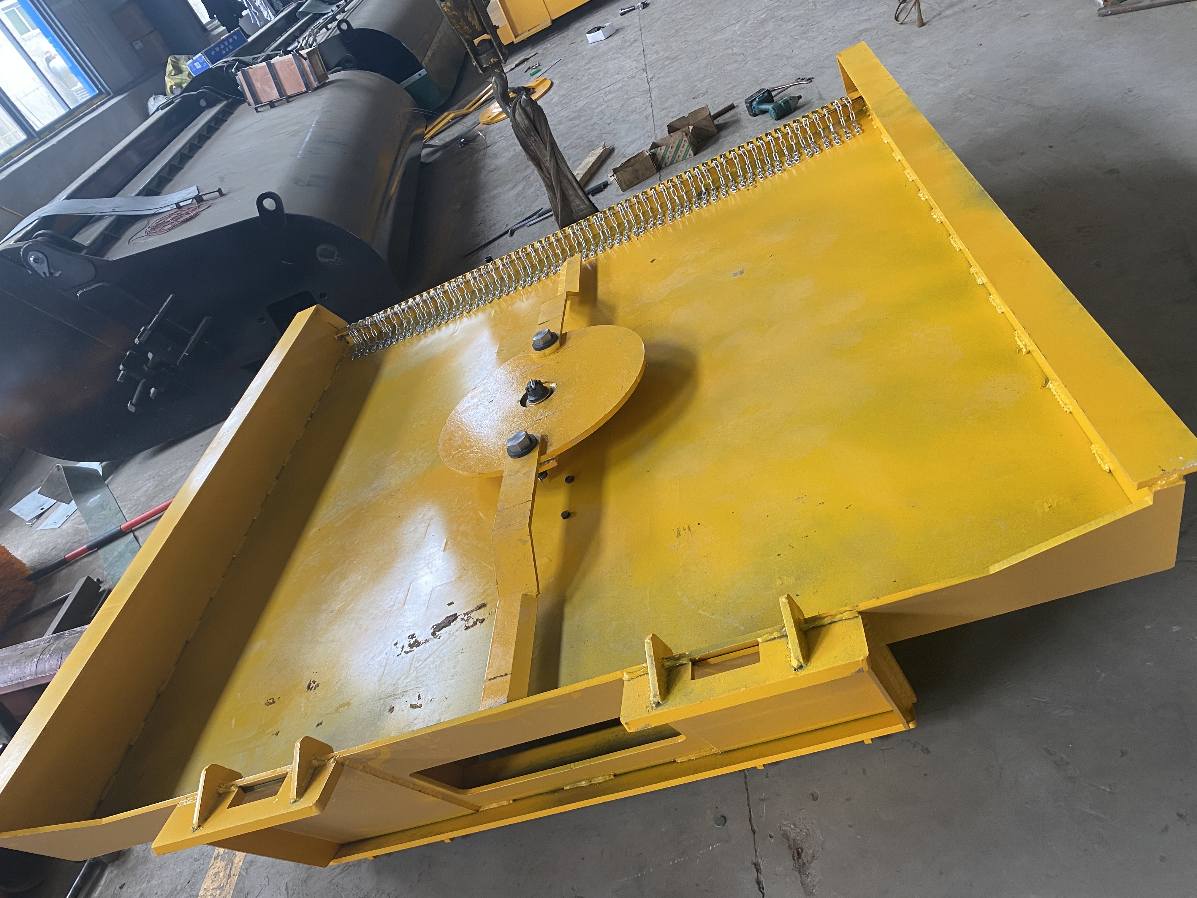 អ្នកកាត់ស្មៅ (2)