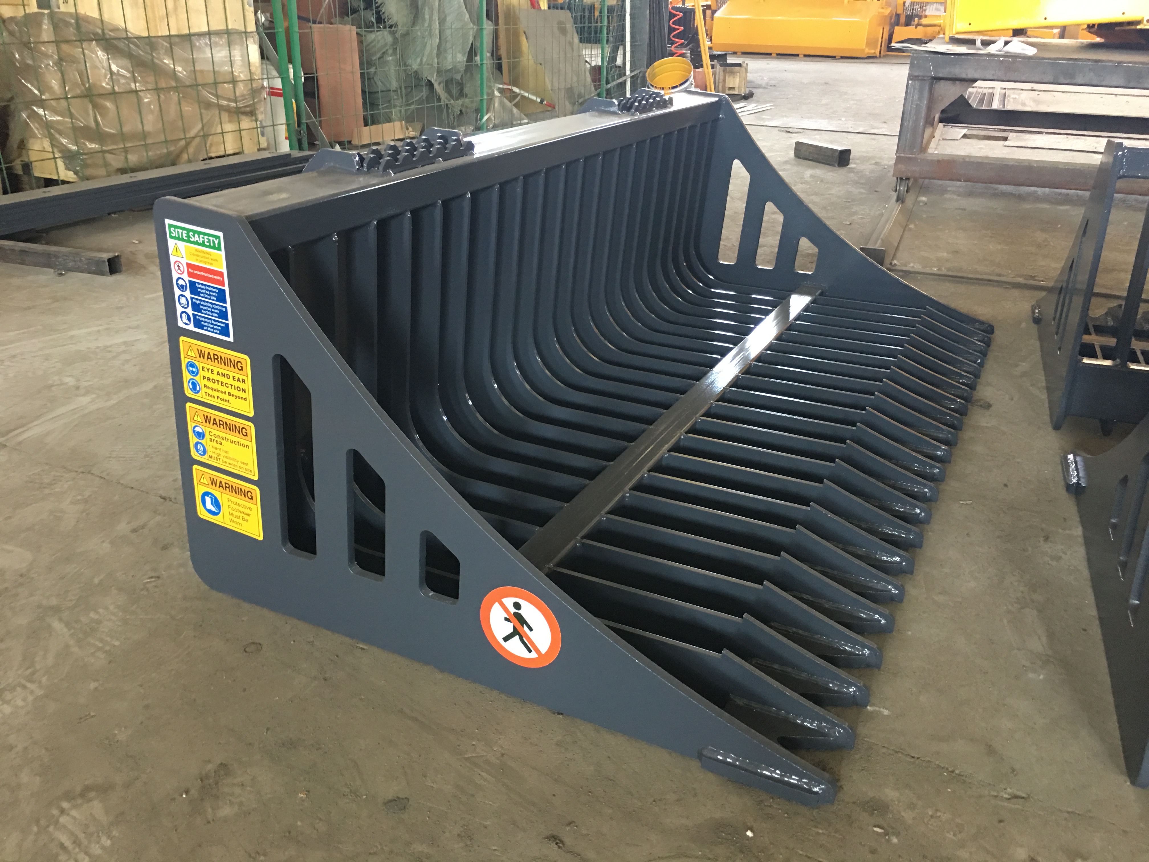 ሮክ ባልዲዎች (1)