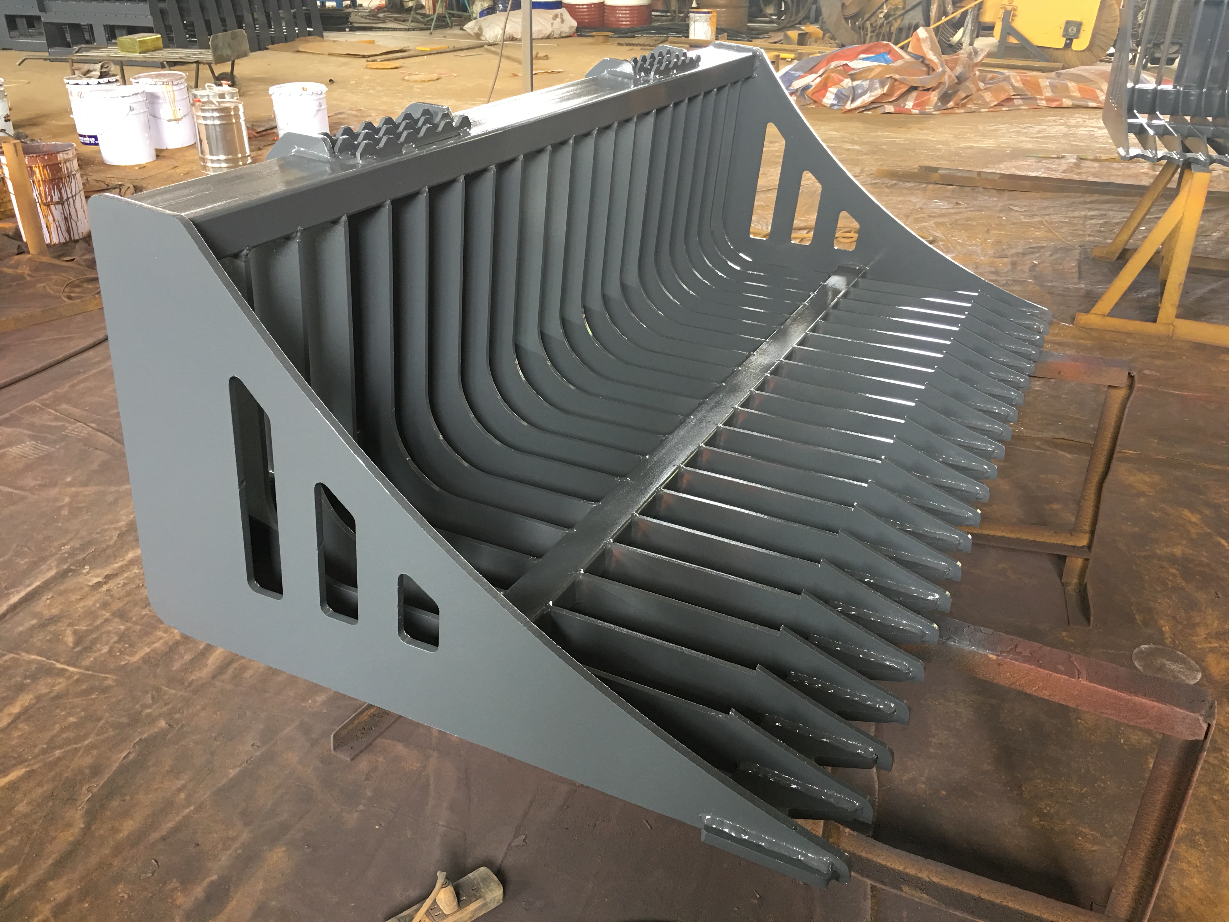 ሮክ ባልዲዎች (3)