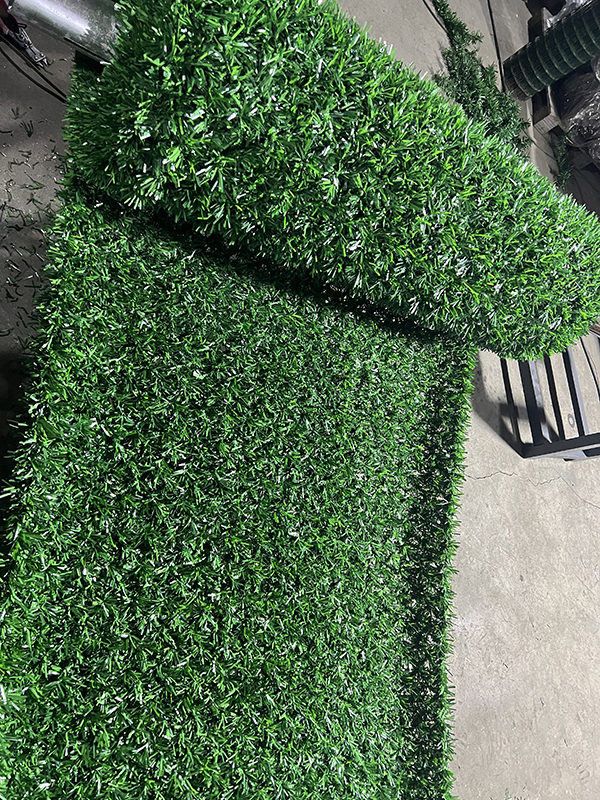 Proses debug mesin pagar rumput…