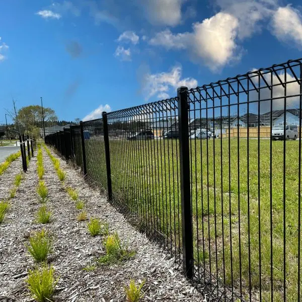 3D curved welded wire mesh fence panel