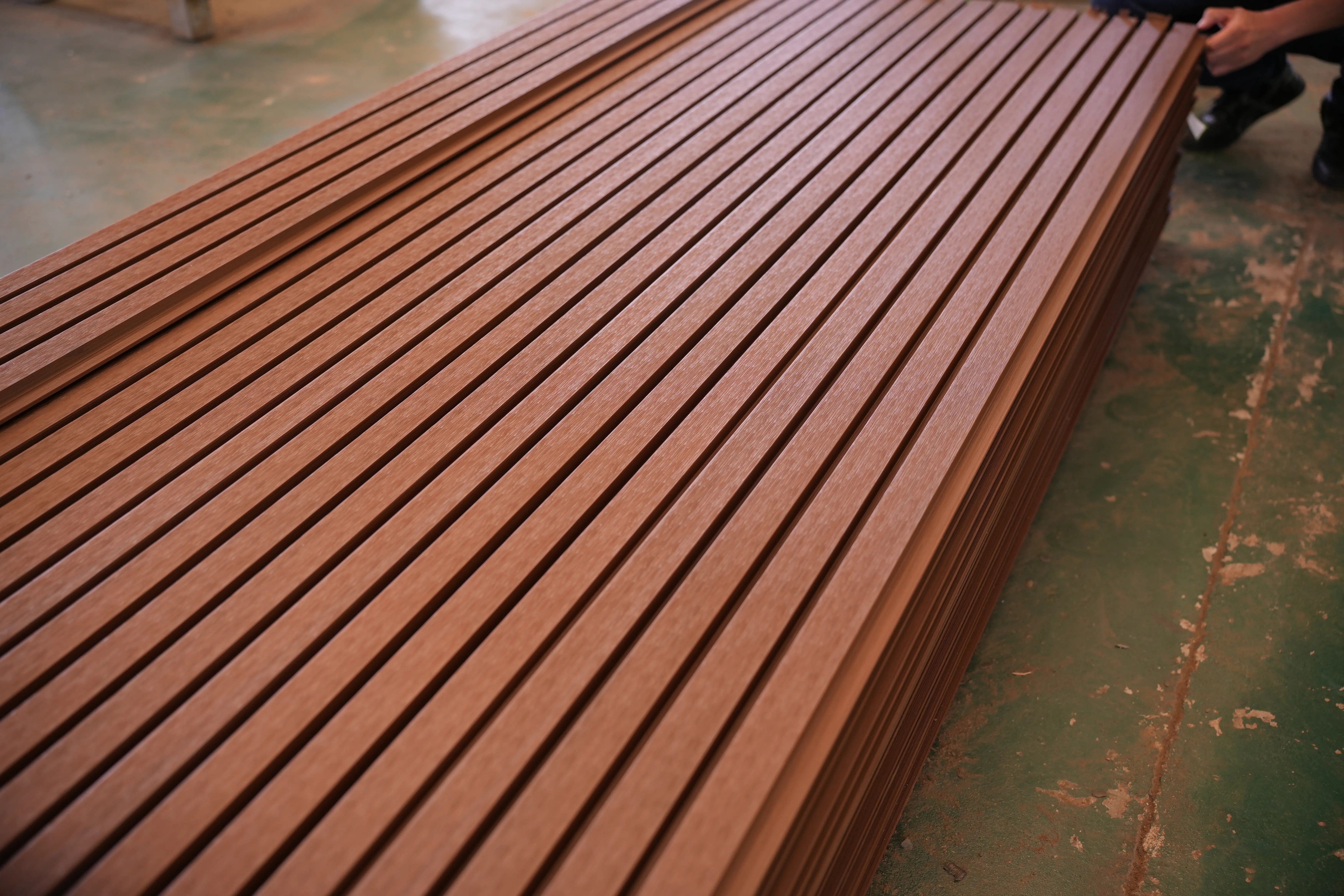 Decorative 3d embossing WPC Decking wood plastic composite flooring