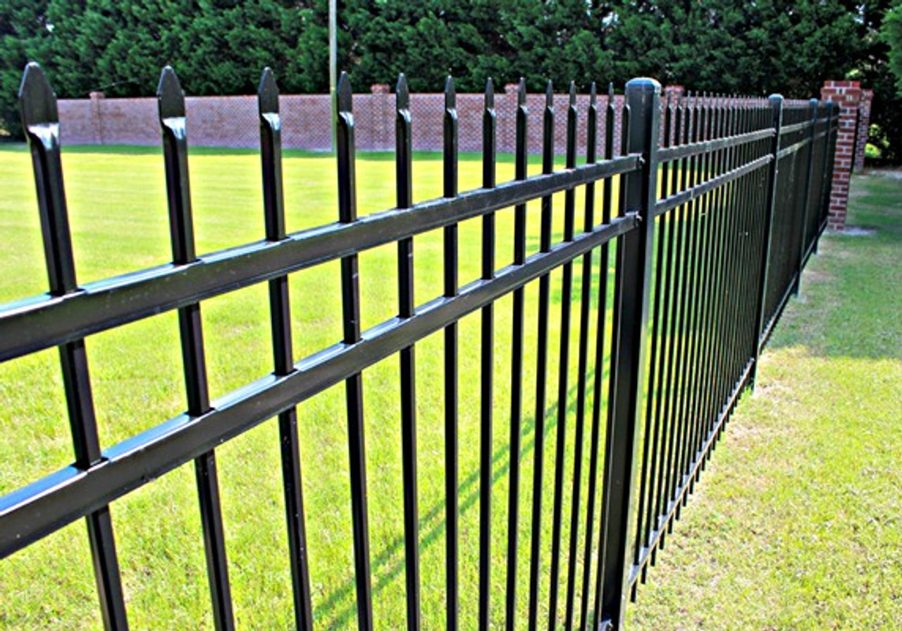 aluminum-fence-stock__93745