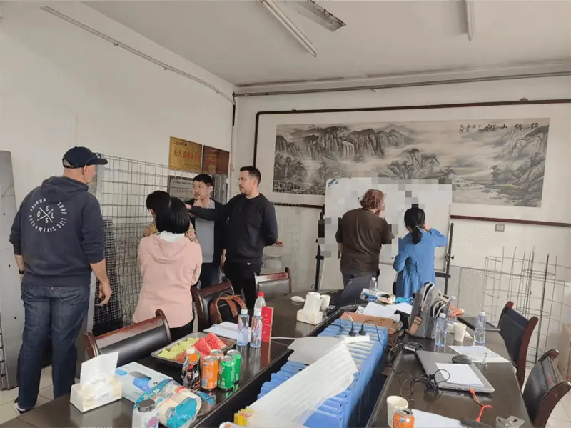 Our customers from all over the world visited our manufacturing plants.