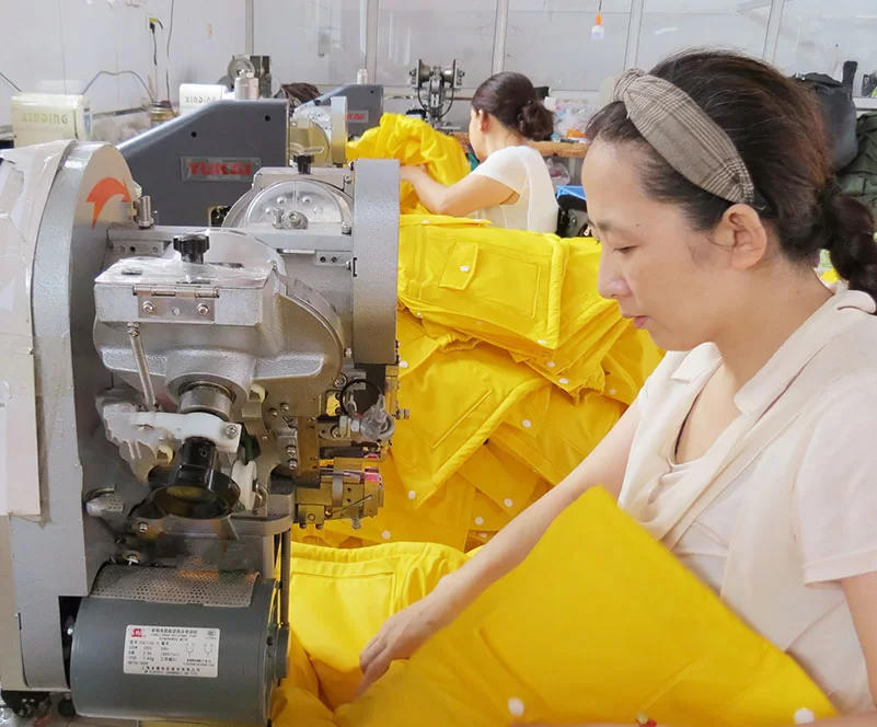 polyurethane raincoat Cuideachta