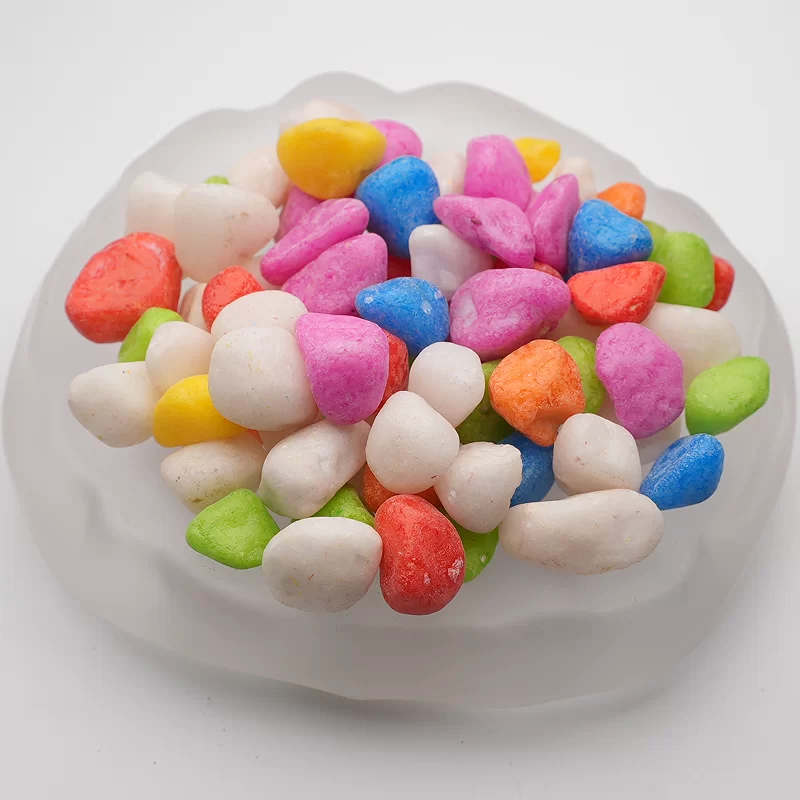 Mejore su paisaje con elegantes adoquines y guijarros