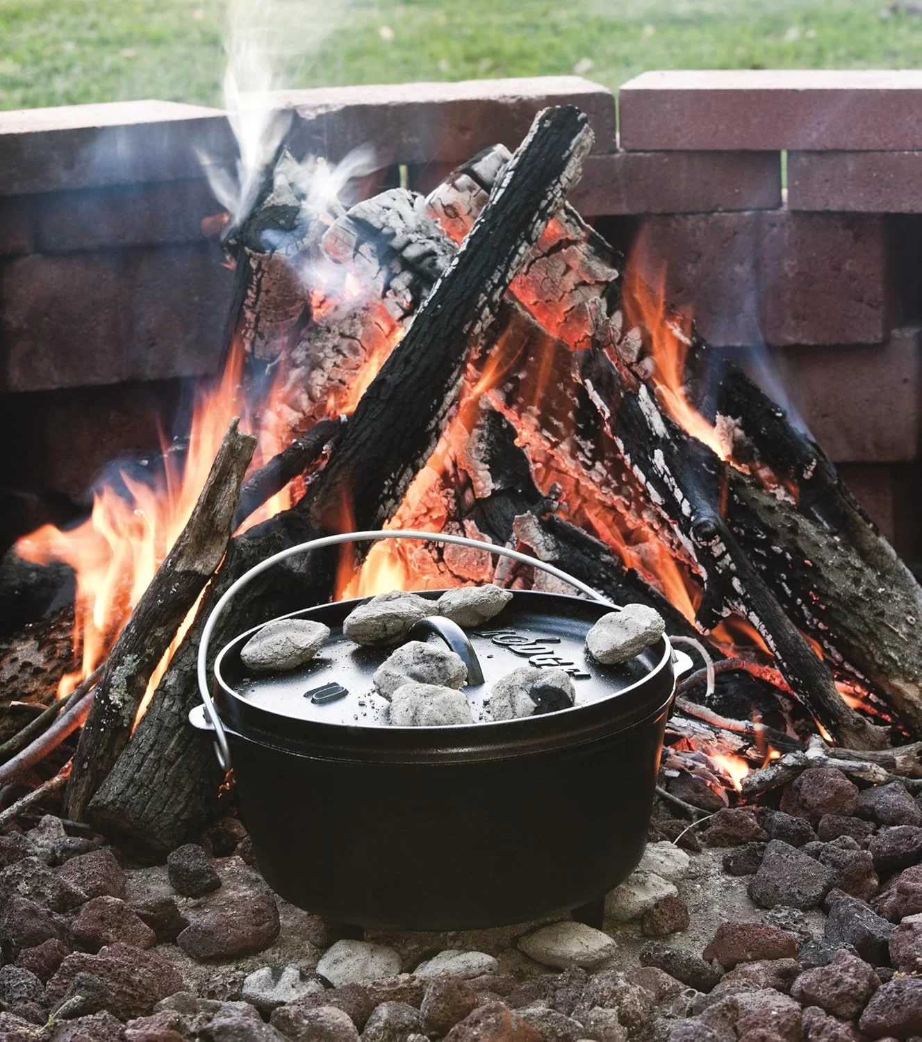4.5 Quart Cast Iron Dutch Oven With Leg Base