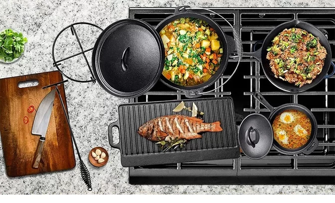 cast iron campfire cooking