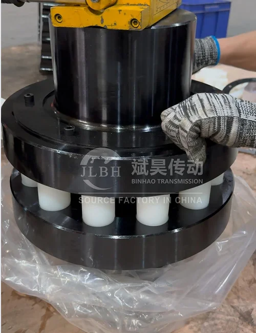 Accouplement à broche de colonne élastique de type HL