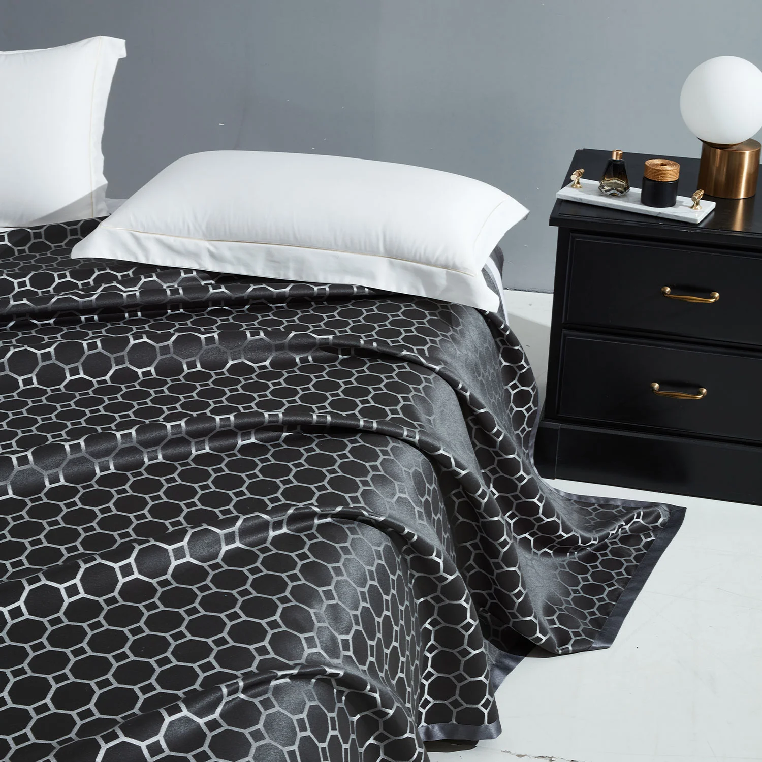 Comprehensive Guide to Choosing the Right Flat Sheet for Your Needs