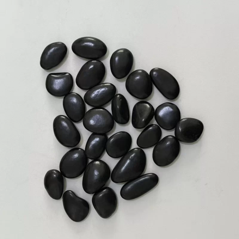 أحجام مختلفة من الحصى الطبيعية لتزيين المناظر الطبيعية في الهواء الطلق