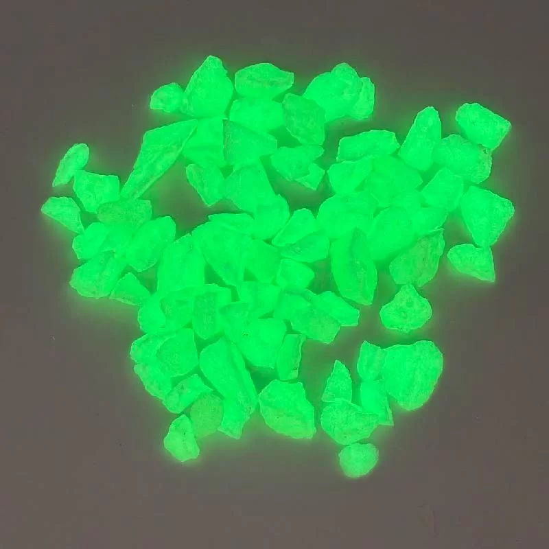 Fornitura in grandi quantità di pietre luminose per giardino, acquario e uso industriale