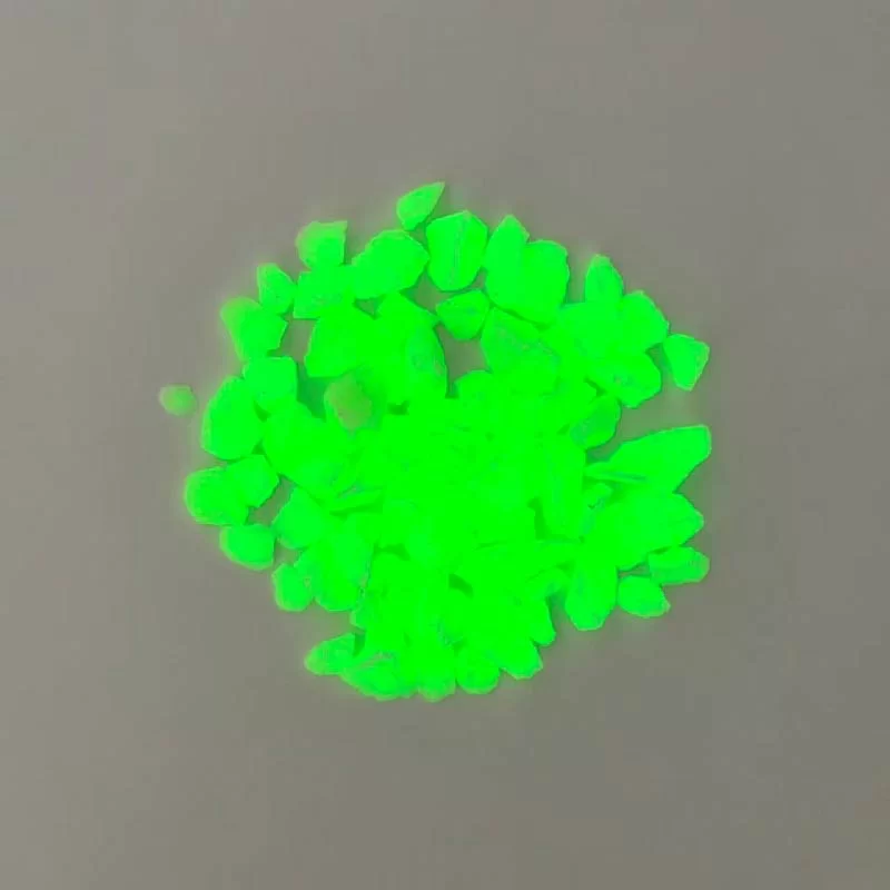 Fornitura in grandi quantità di pietre luminose per giardino, acquario e uso industriale