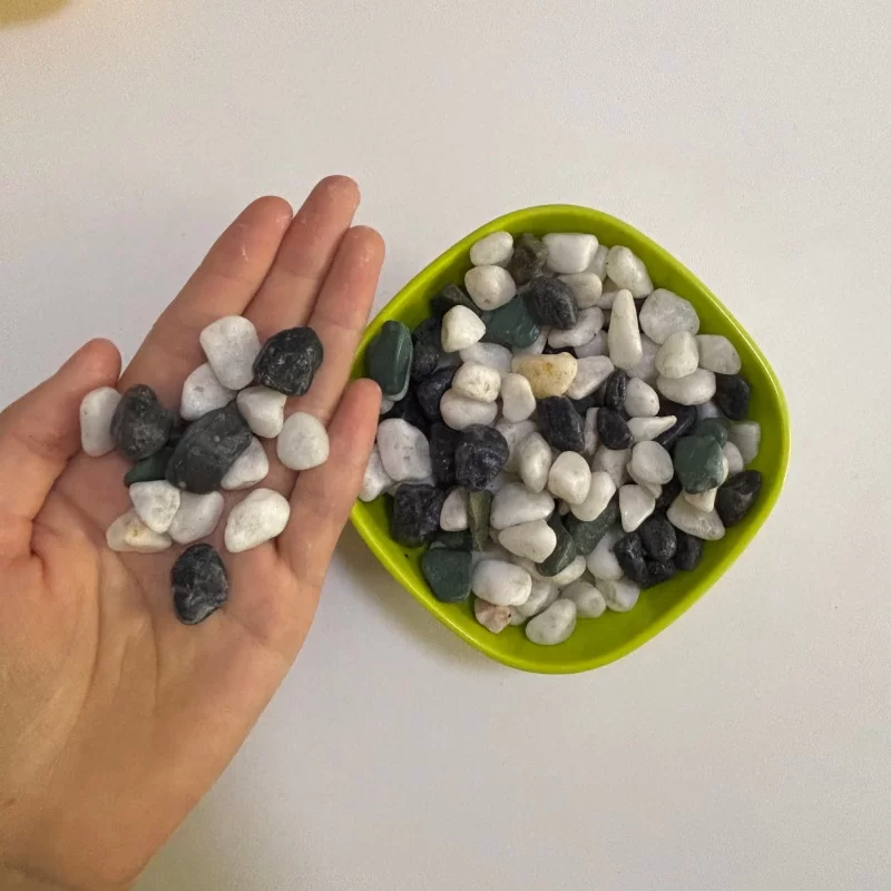 سنگریزه های طبیعی برای سنگفرش منظره و مسیرهای باغ