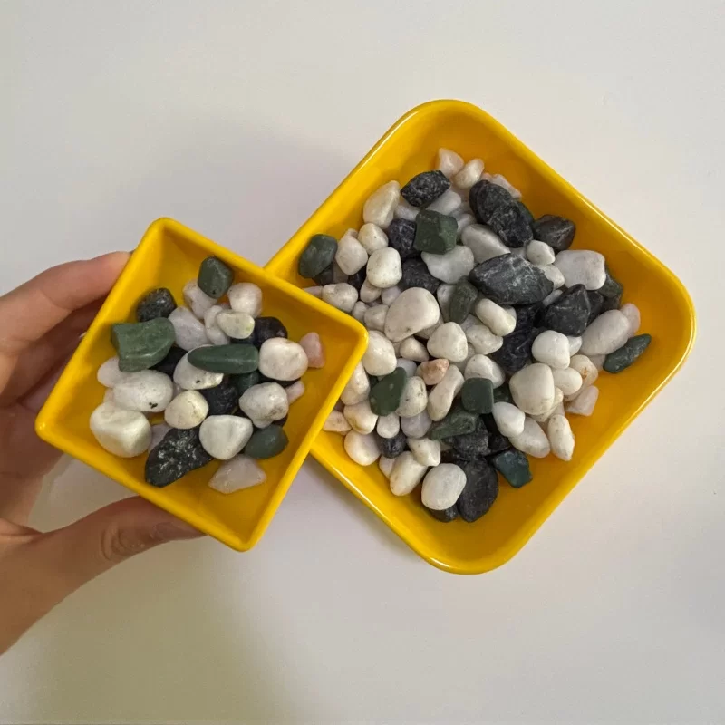 سنگریزه های طبیعی برای سنگفرش منظره و مسیرهای باغ