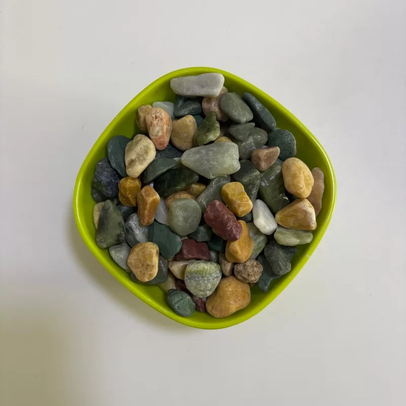 Kerikil Alami: Fitur Air Taman & Bahan Paving