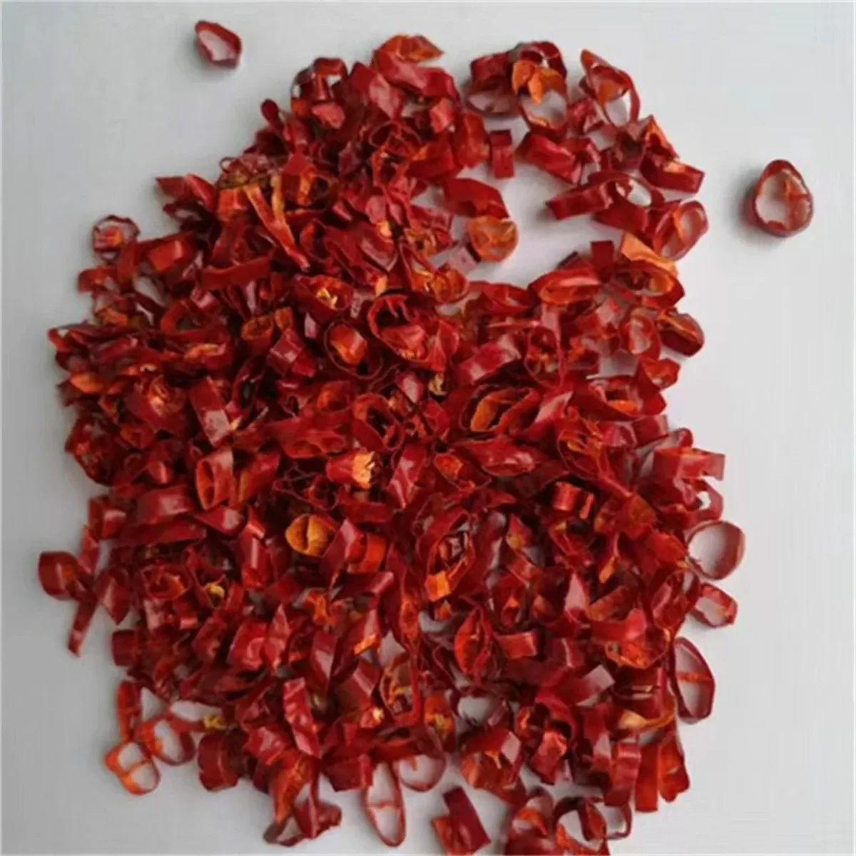 Palambua ang Imong Pagkaon gamit ang Chili Pepper Flakes