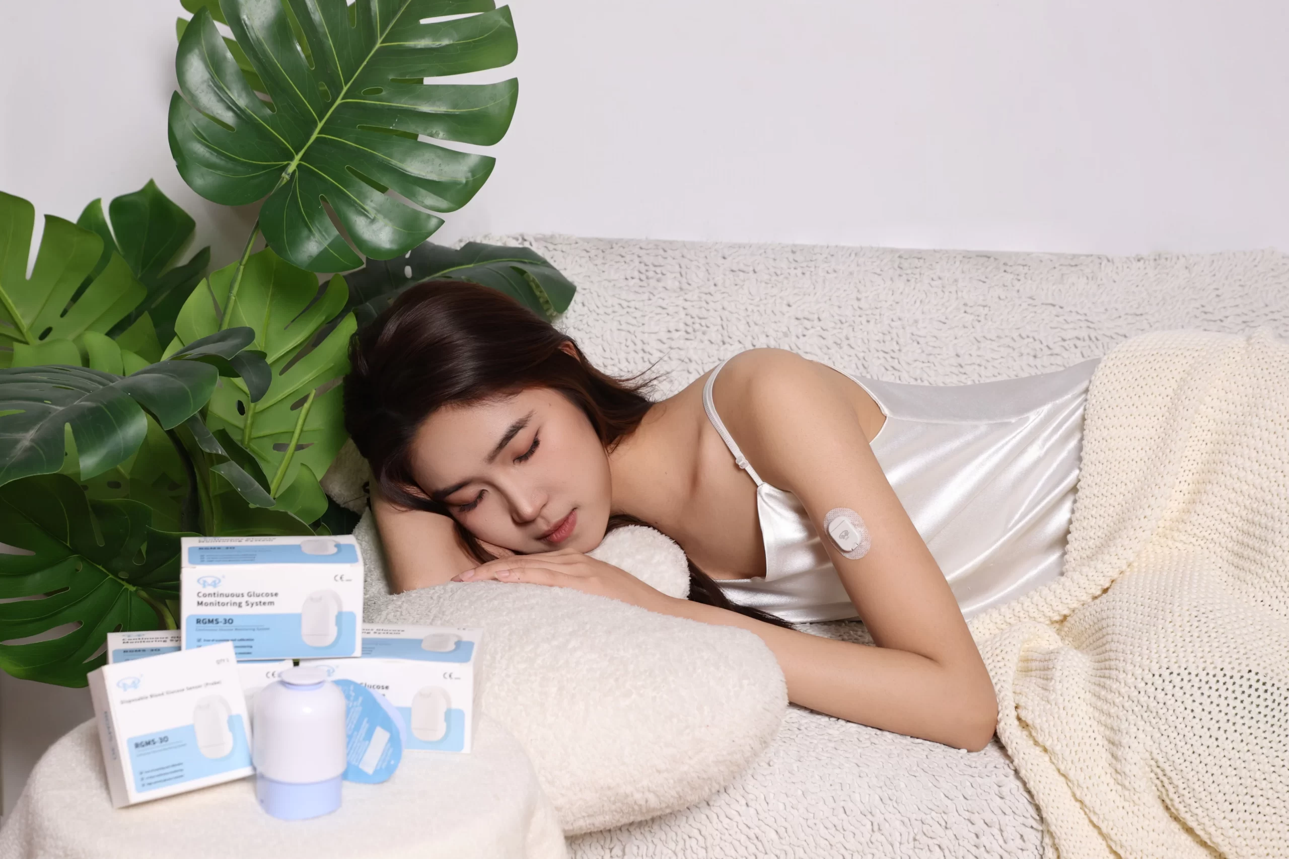 cgm glucose monitoring sensor