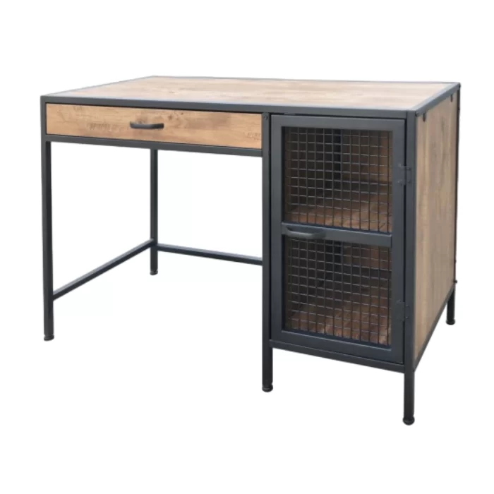 Durable And Stylish Gaming Table For Home Use