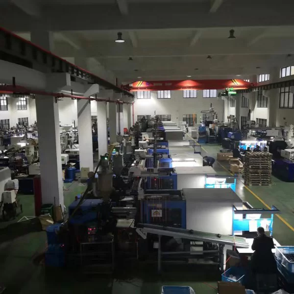 inclined cleated plastic modular chain conveyor